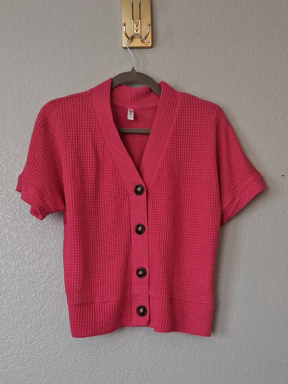 Short-Sleeve Waffle Cardigan in Hot Pink